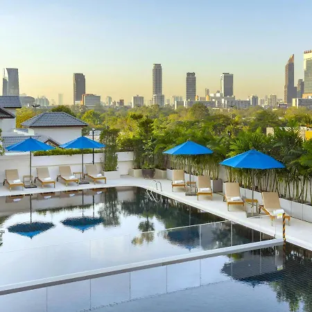Centre Point Sukhumvit 10 Hotel