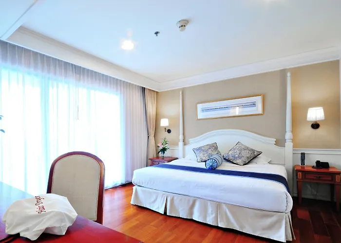 Centre Point Sukhumvit 10 Hotel Bangkok