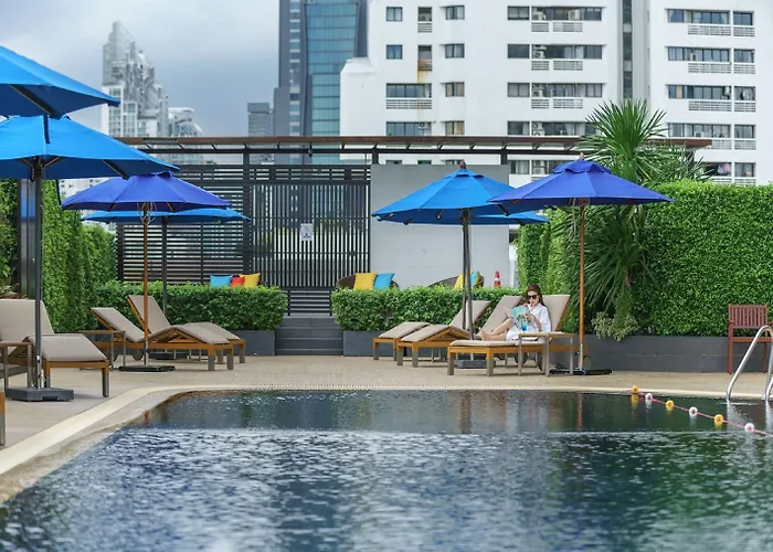 Hotel Centre Point Sukhumvit 10 4*
