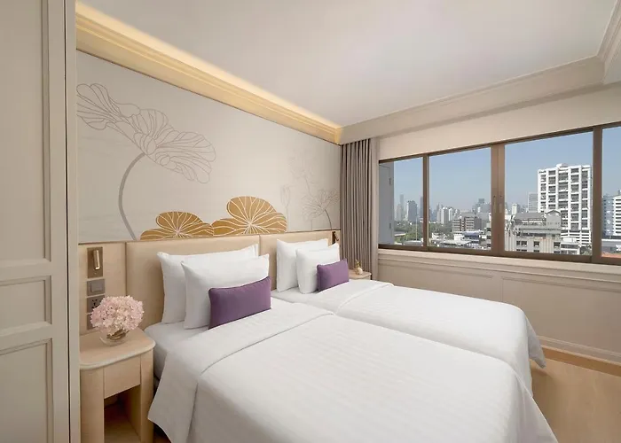 Centre Point Sukhumvit 10 4* Bangkok
